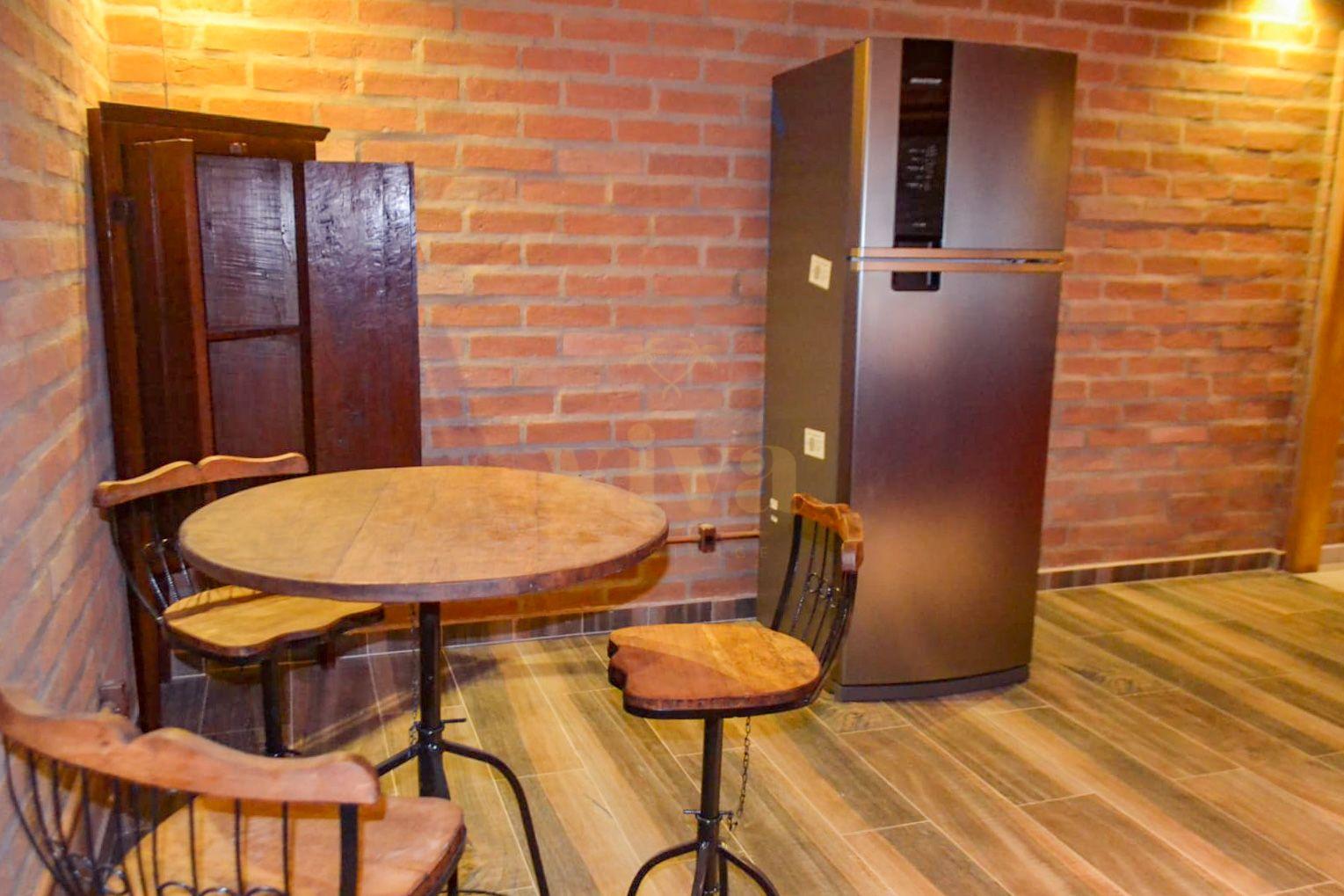f3ae13ec-e180-49ab-8619-4f330ec0e011-1